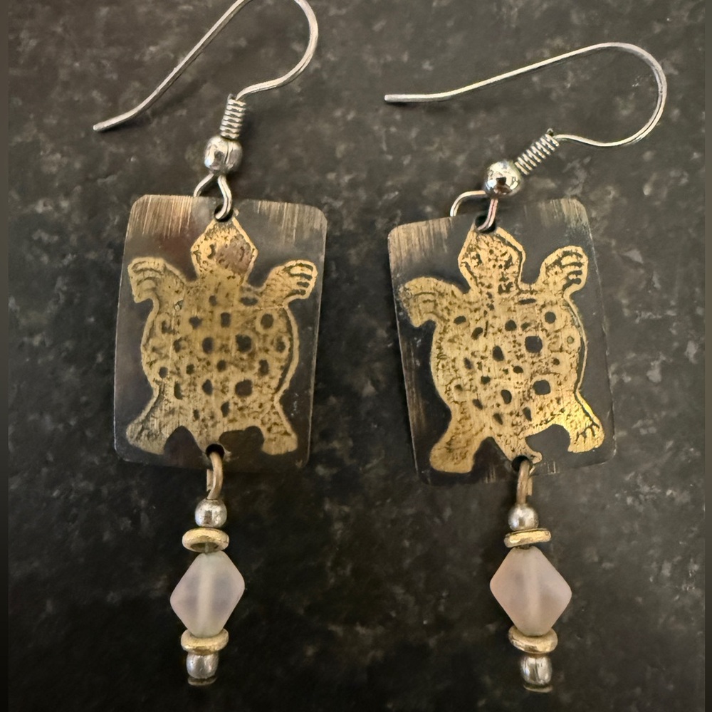 Honu (turtle) Earrings, copper, pink stone.